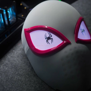 ماسک صورت گوئن عنکبوتی با چشمان چراغ دار Spider Gwen Light-Up Mask_اسباب بازی